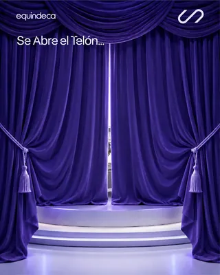 Telón violeta que se abre en tres pasos hasta mostrar una máquina de café espresso de dos grupos sobre un escenario iluminado