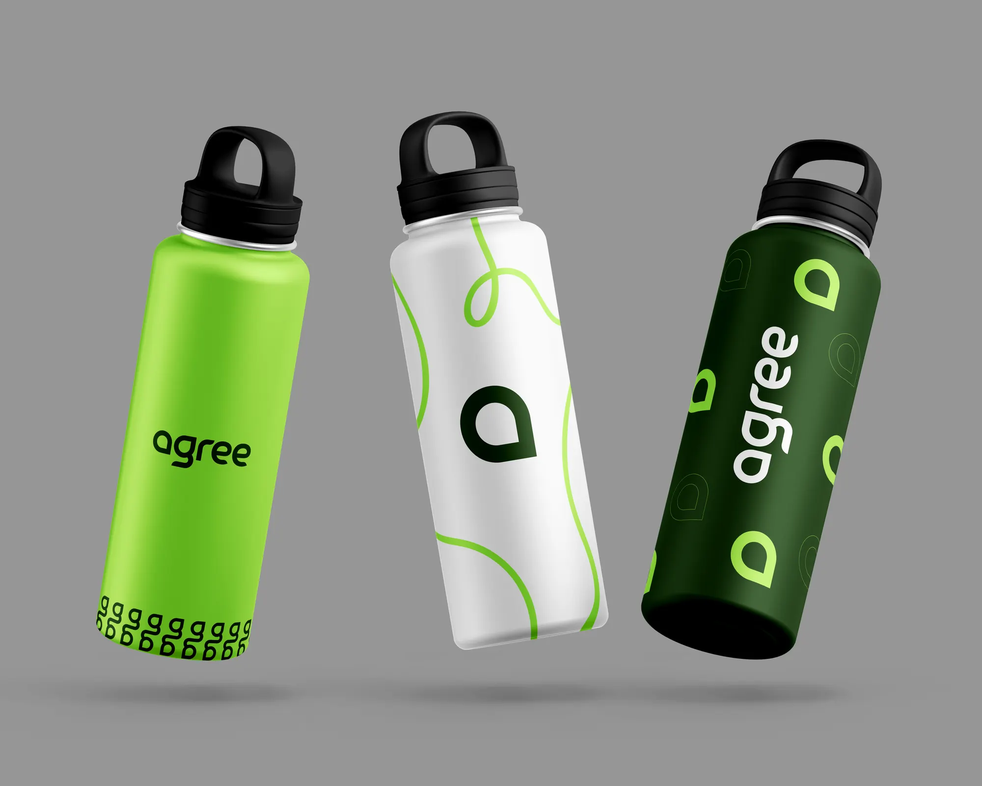 Tres botellas de Agree en verde, blanco y negro con el isotipo