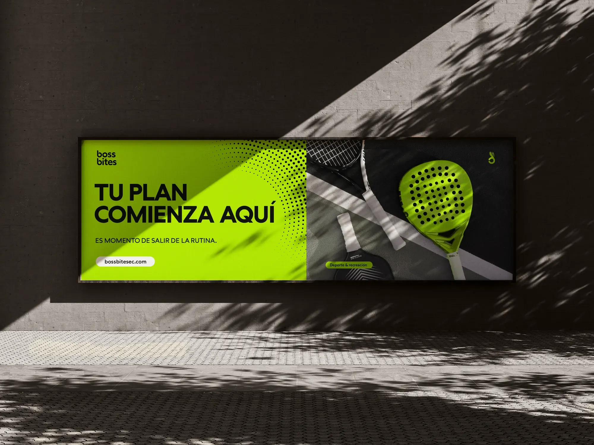 Valla publicitaria de Boss Bites con el mensaje Planes que se viven, de noche